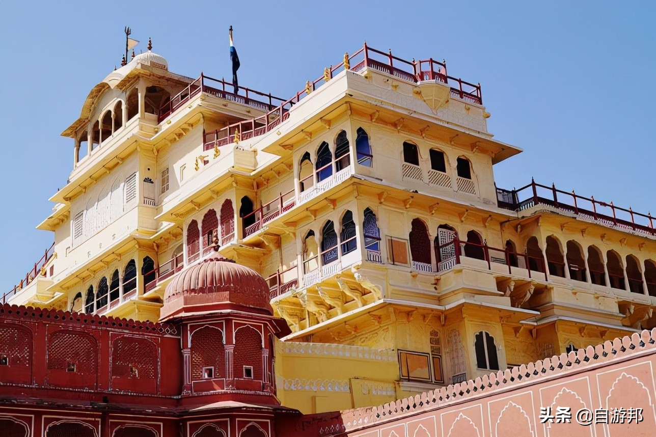 哪里有免费进入参观的古城堡,参观世界上最漂亮的城堡