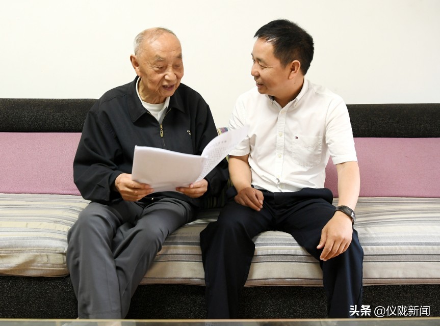 深入罗坪镇走访慰问困难党员群众,2016年仪陇县委书记陈科