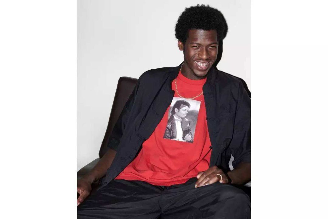 supreme为什么这么贵,杰克逊supreme