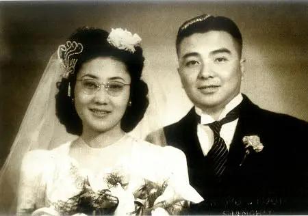 婚纱照民国风军阀婚纱,千年前的婚纱能有多惊艳