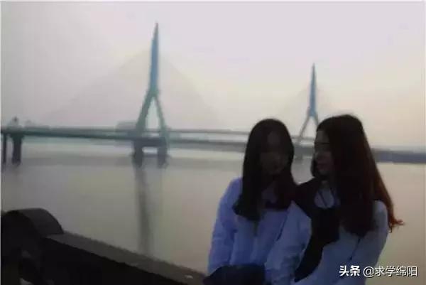 高校街拍西南科技大学城市学院,四川西南科技大学城市学院