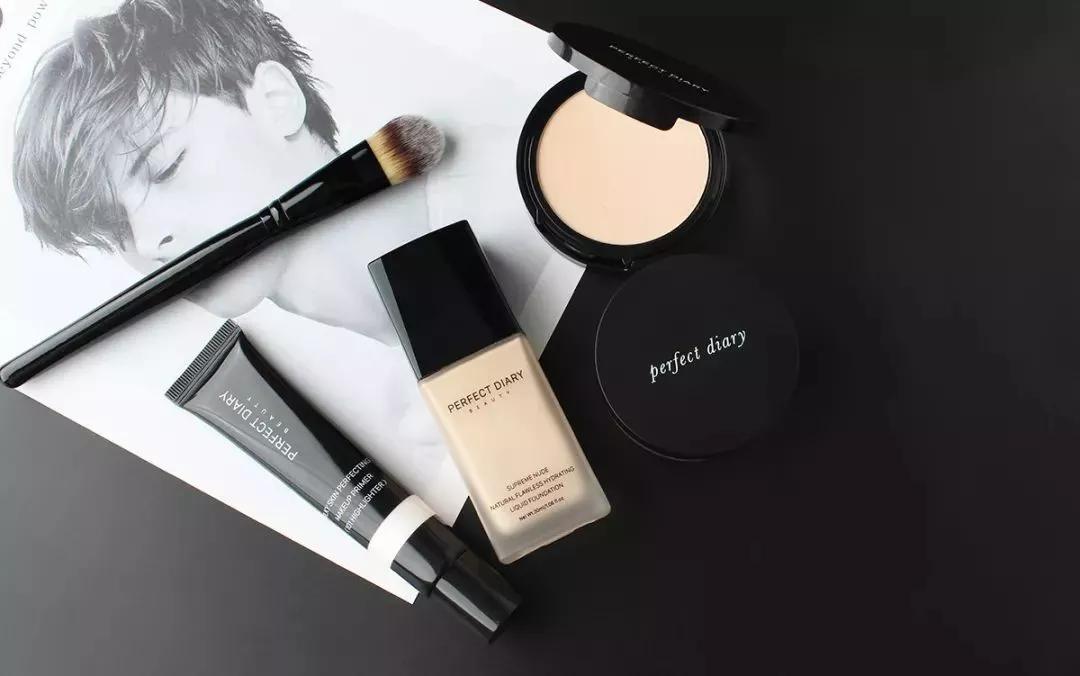 美妆完美日记,完美日记美妆行业市场的竞争态势