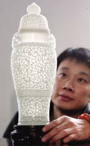 在苏州哪里能买到真正的玉,苏州买玉去哪个商场