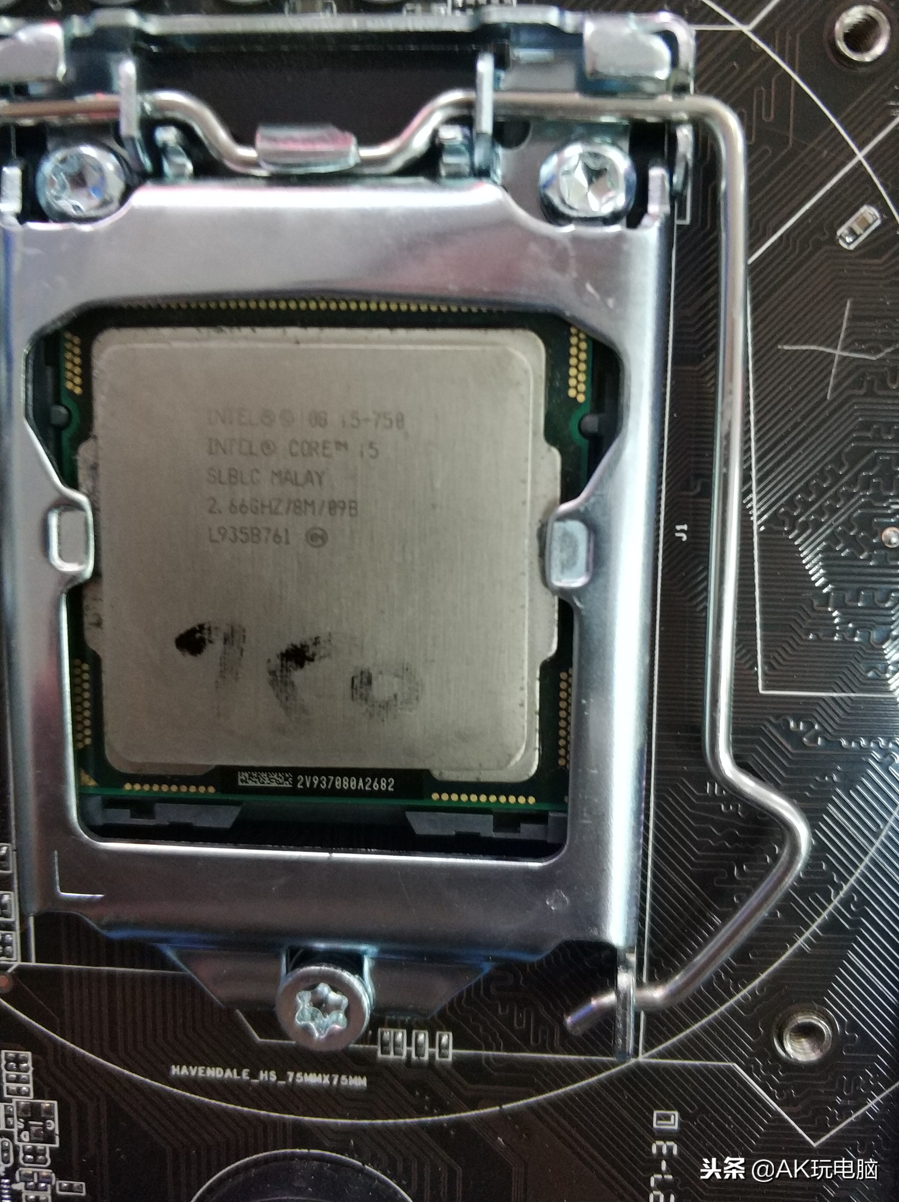 网购电脑翻车,女生组装电脑翻车现场