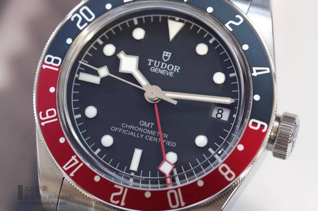 比applewatch还流行的机械表，人生中最值得入手的高级腕表