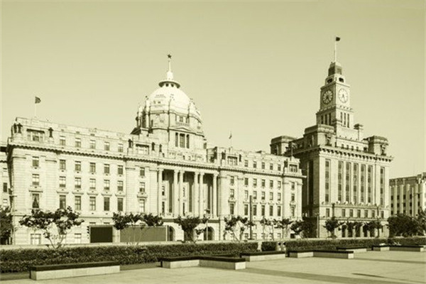 汇丰银行：扳倒胡雪岩，构陷孟晚舟，卸磨杀驴的戏码能演多久