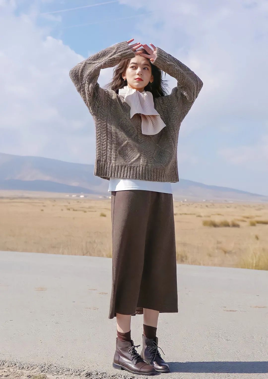 马丁靴冬天裤子,马丁靴长筒秋冬过膝搭配示范