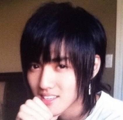 鹿晗、吴亦凡早年杀马特造型是学东方神起的?打开方式不对吧