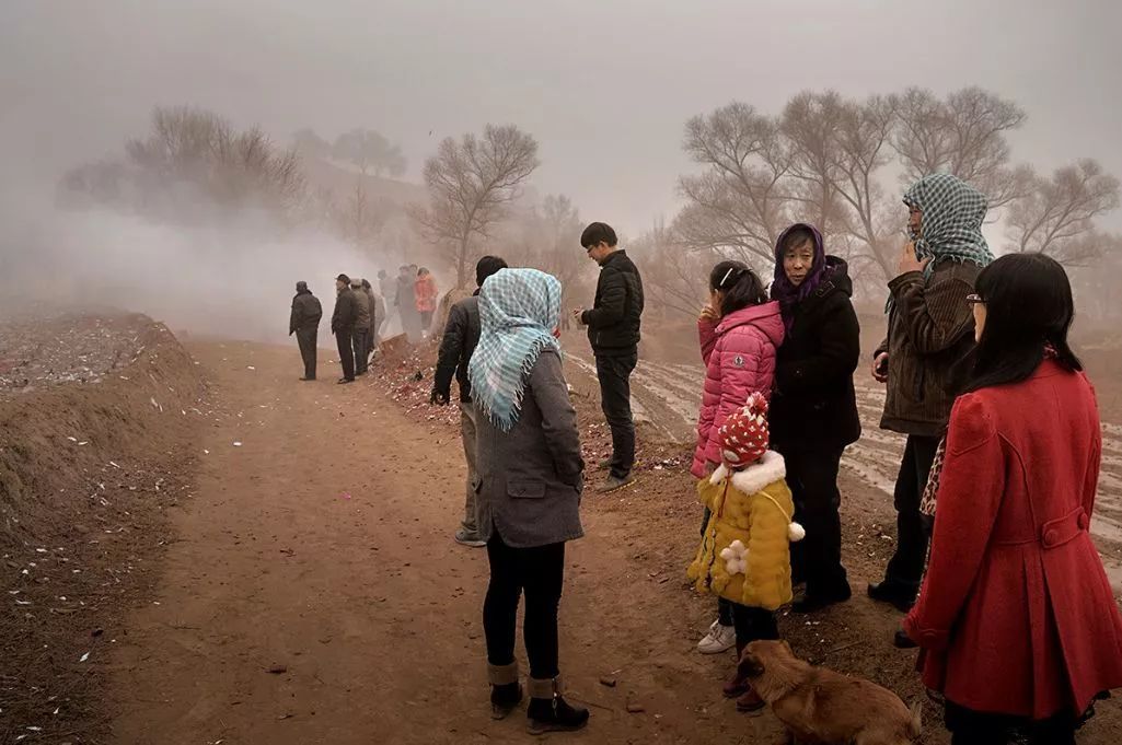 年轻人反感亲戚谈论的话题,年轻人为什么越来越反感亲戚
