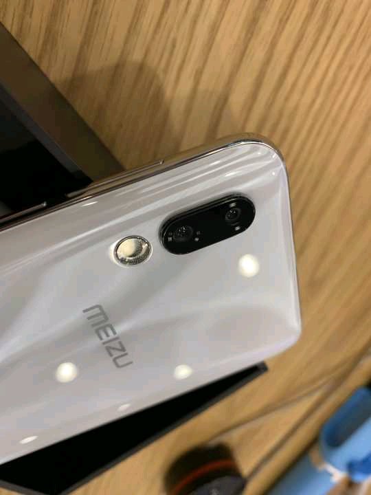 鎷煎澶氱粰濂虫湅鍙嬩拱鎵嬫満,鎷煎澶氫拱绀肩墿濂虫湅鍙嬭鍒嗘墜