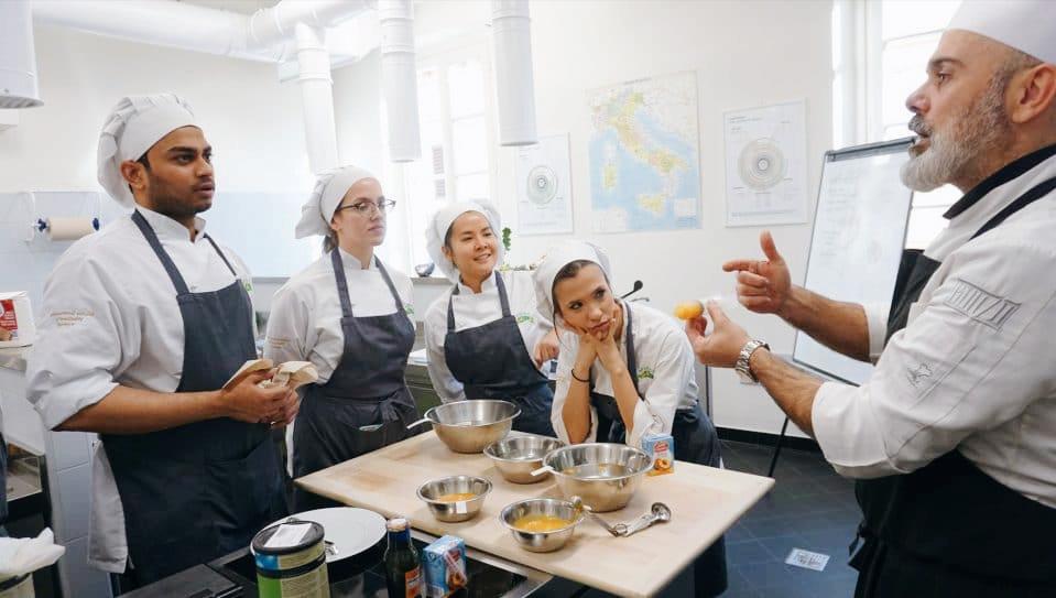 全国著名厨师学校排名,世界著名的厨师学校