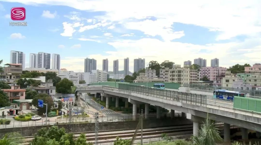 深圳平湖房价真实成交,深圳平湖房价12万平层