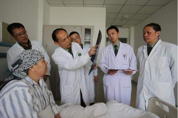 生完孩子，最怕医生问的几个“隐私”，过来人：想找个洞钻进去