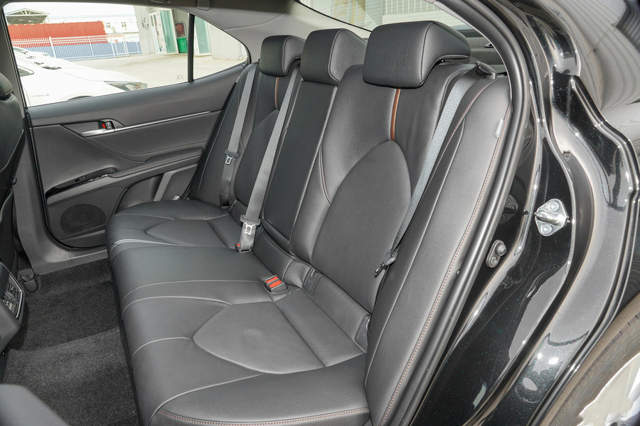 新款凯美瑞豪华外观,全新凯美瑞的几大优点