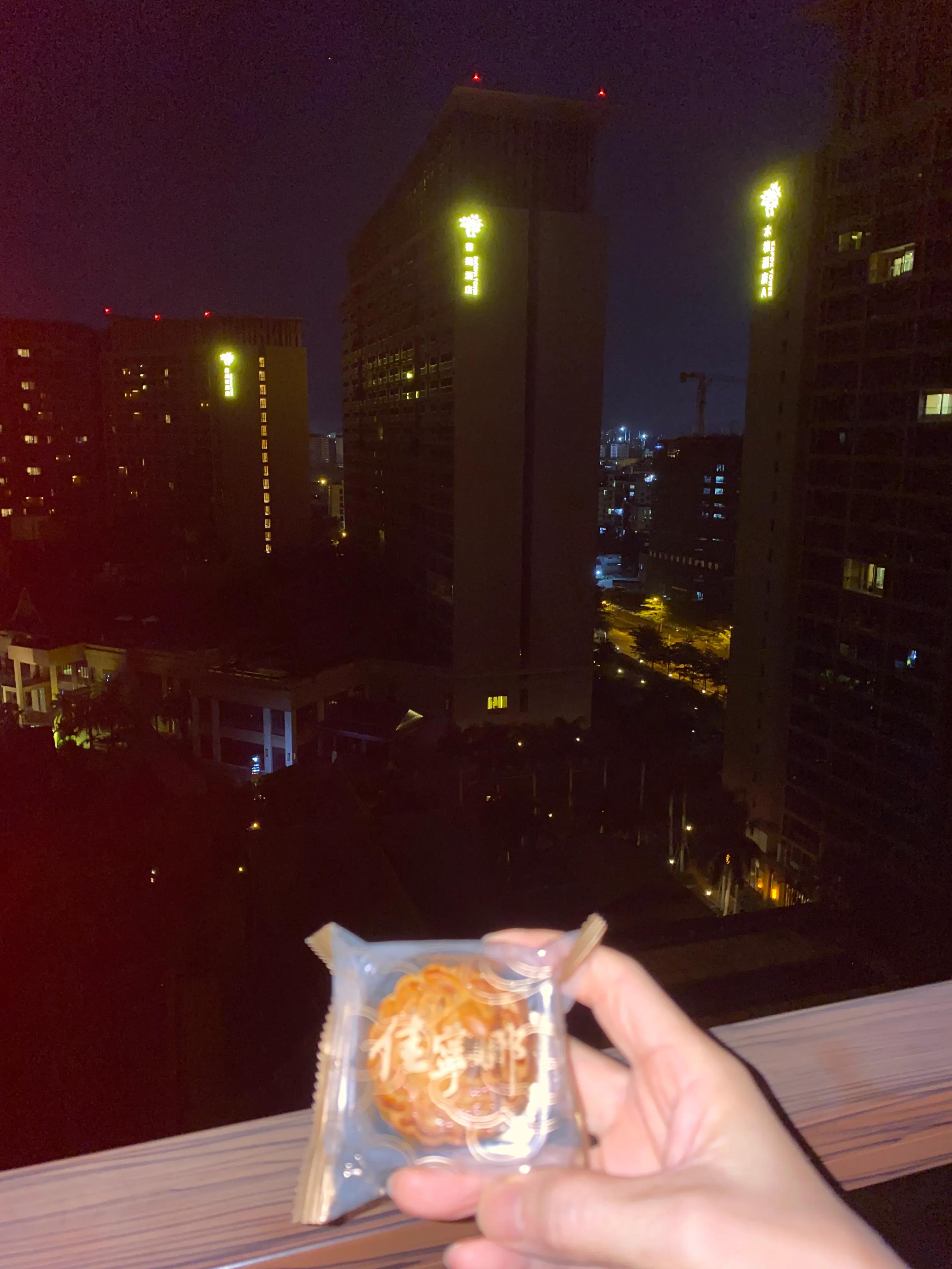 佳宁娜金翡翠拔丝月饼好吃吗,佳宁娜潮式迷你鸳鸯月饼多少钱