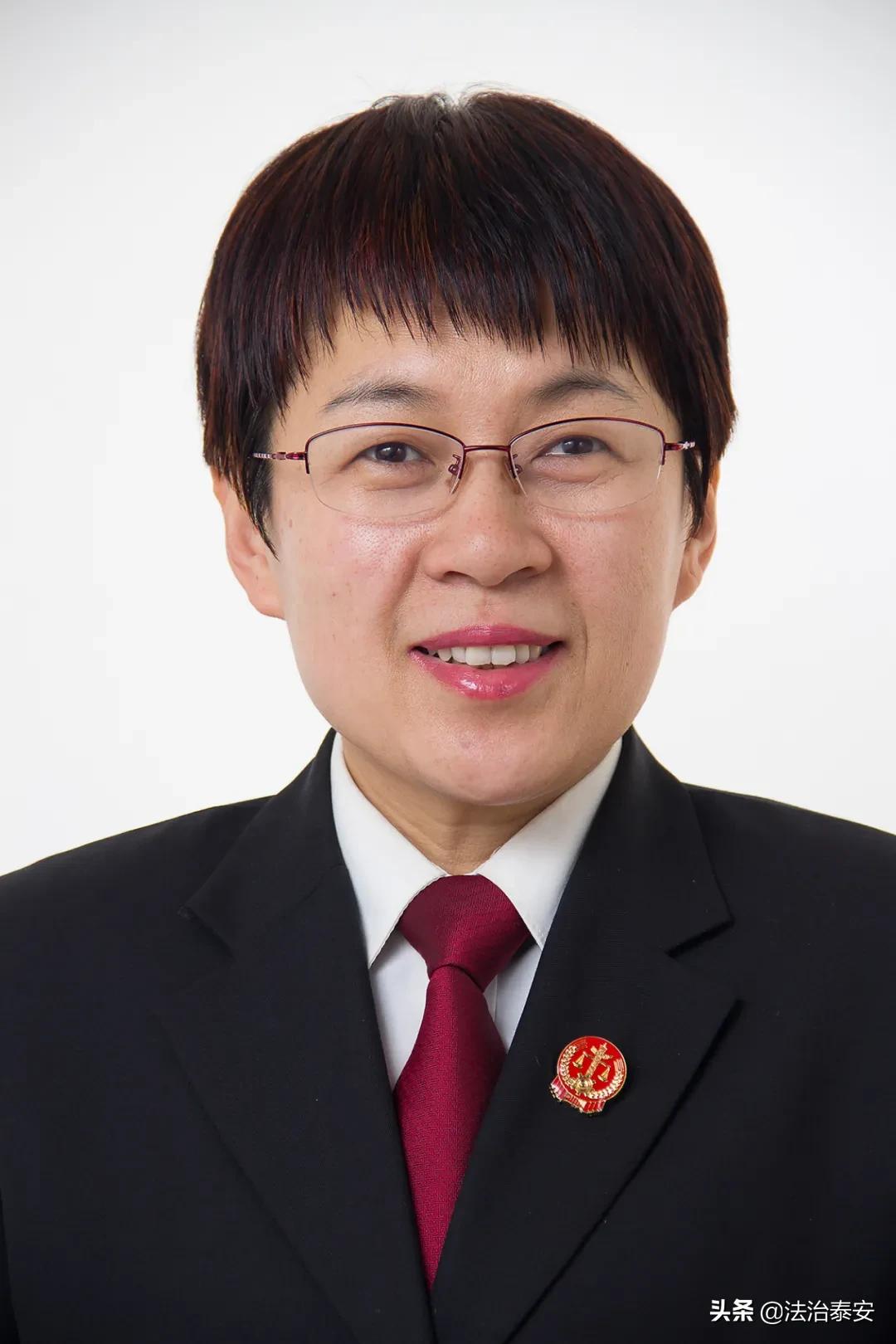 【政法先模事迹展】范红艳：托起希望的女法官