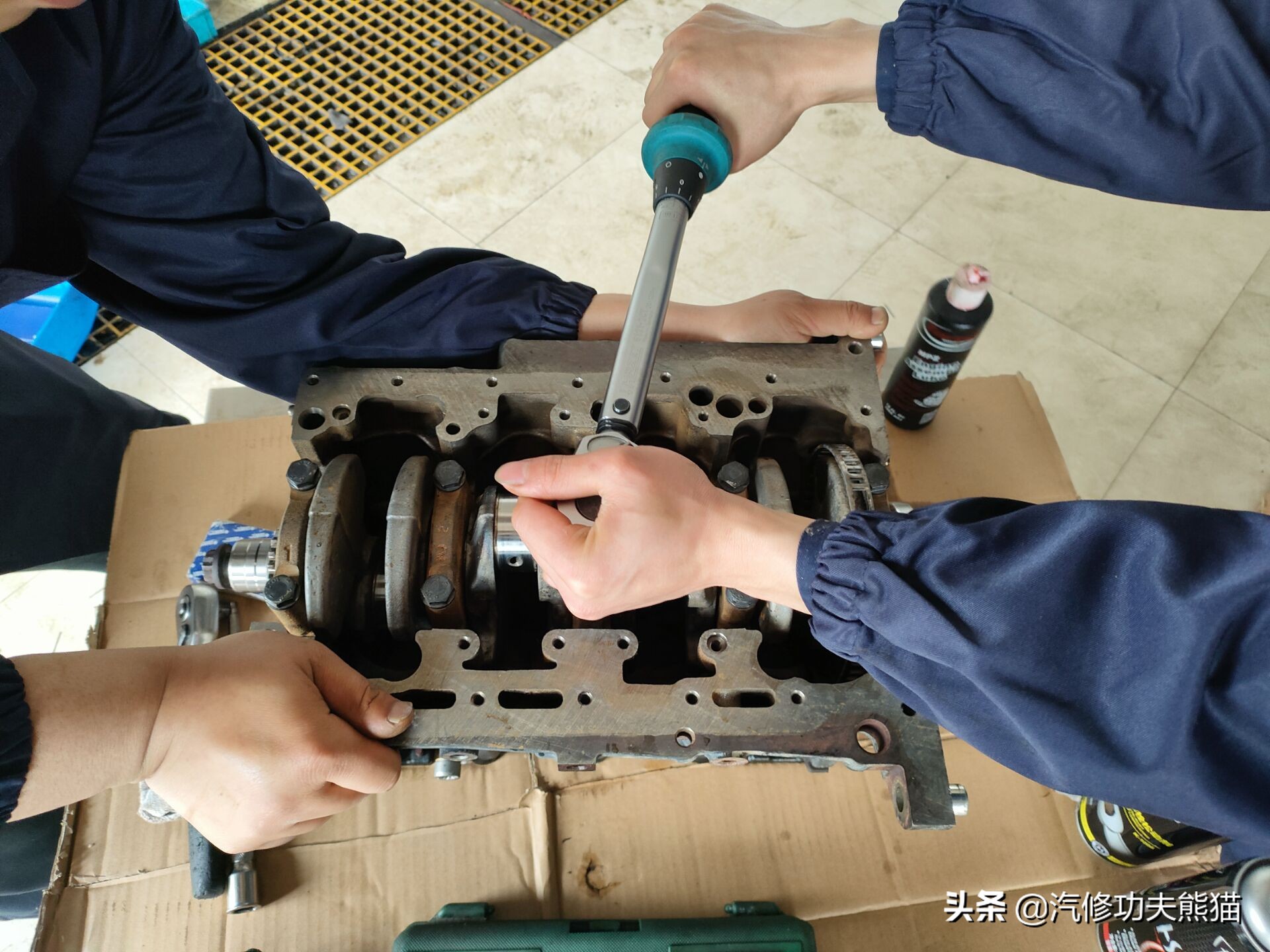 一汽奥迪a6l烧机油,08款奥迪a6l2.0t烧机油严重怎么办