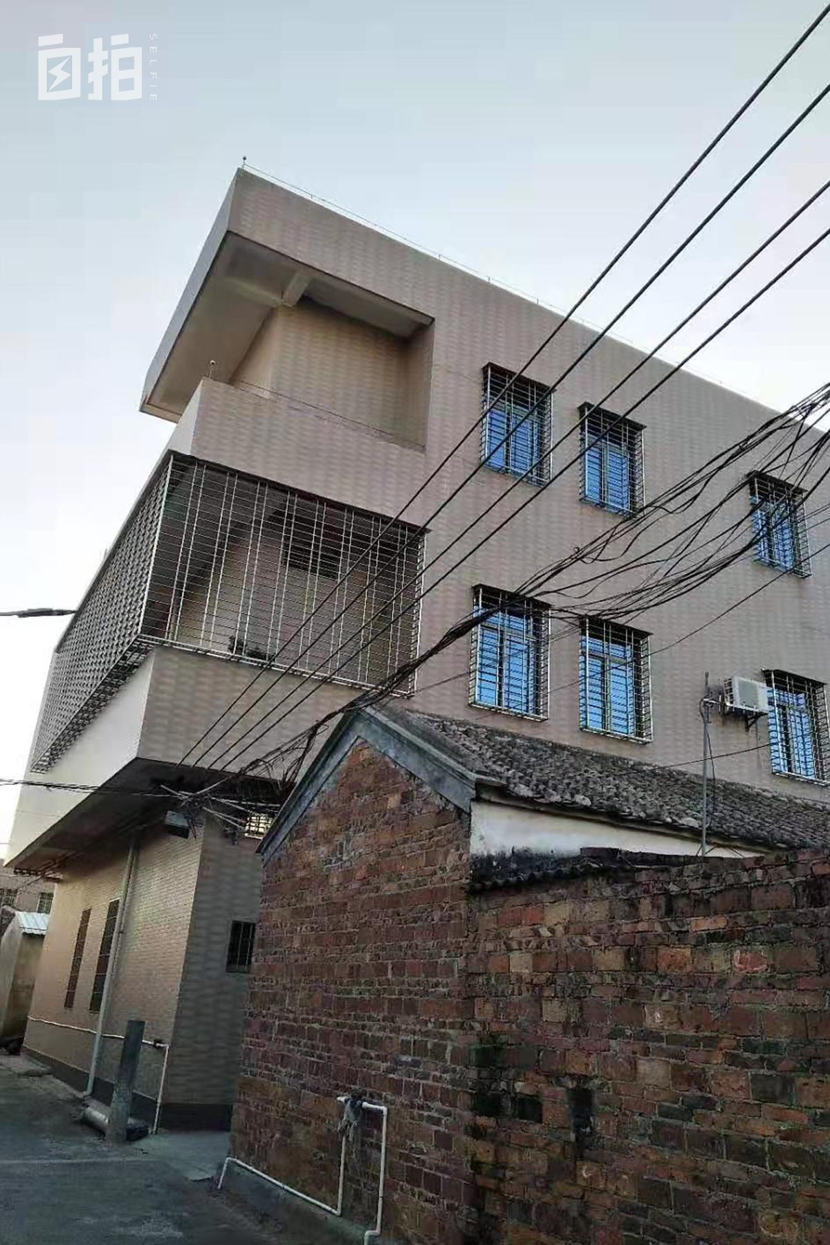 我，19岁到岛国打工，24岁赊了100万的货开店，2年还清