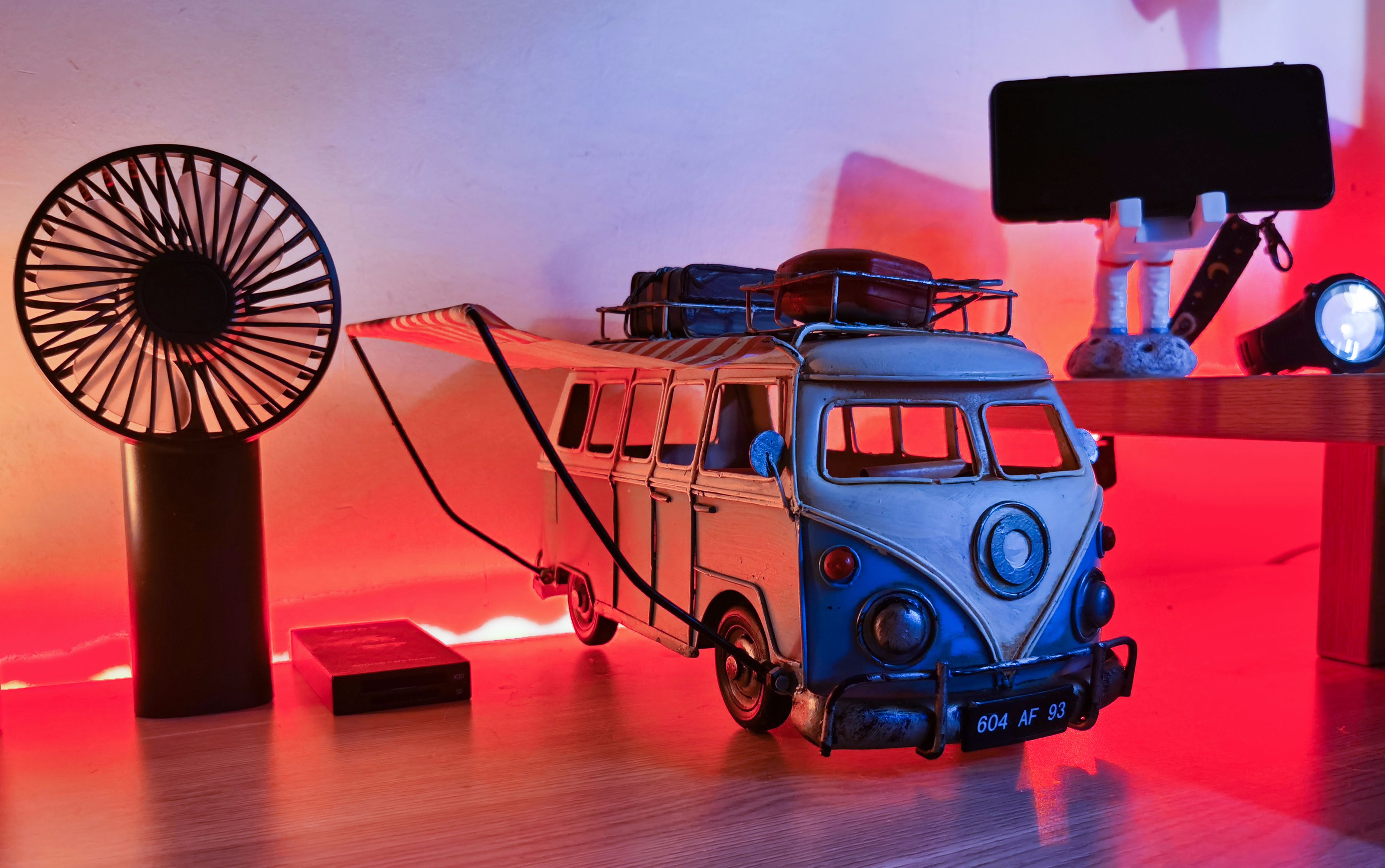 没有灯光的设计是没有灵魂的,没有灯光的柜子是没有灵魂的