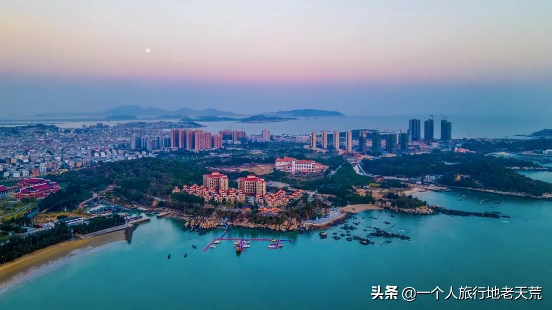 海蓝媲美三亚,福建这个被低估的宝藏地,夏天去太舒服了