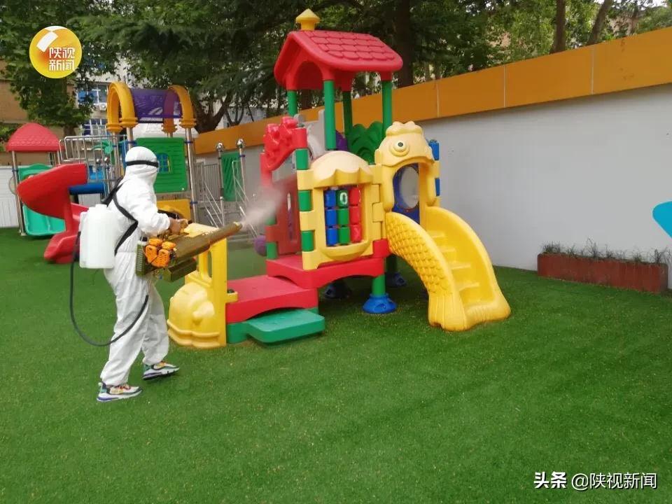 明天到底送不送?陕视记者探班幼儿园,消杀阵仗“吓”到记者