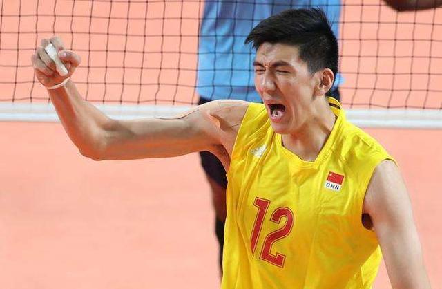 中国男排遭逆转惨败主帅无可奈何,中国男排今天比赛情况