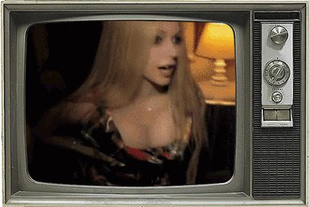 艾薇儿到底是不是替身 (艾薇儿替身阴谋真相)