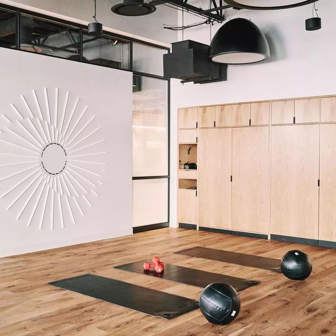 lululemon现在是第几大运动品牌,lululemon是快时尚品牌吗