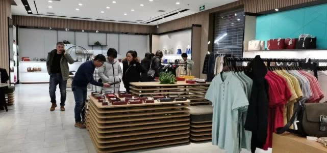 奥莱名品折扣店是正品吗,奥莱国际购物