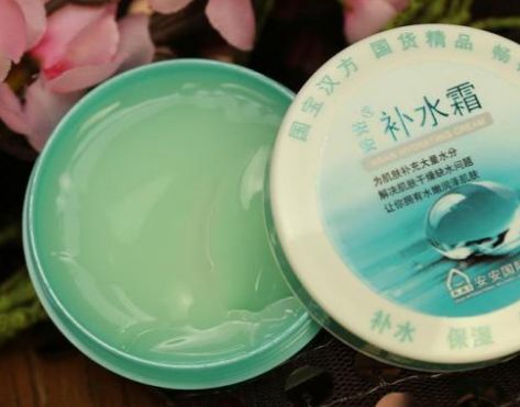 30岁补水保湿女士护肤品高档品牌,30+好用的国货水乳