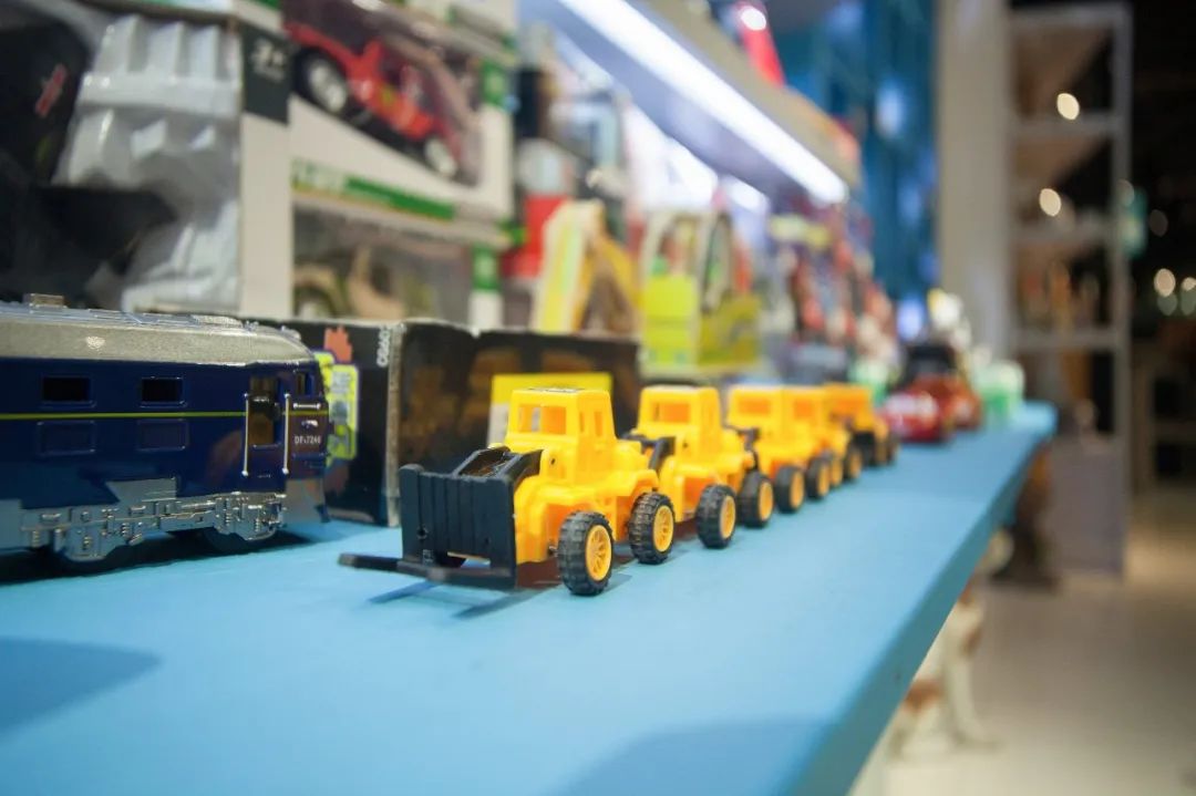 为什么现在的书店越来越少了,中国各实体书店介绍