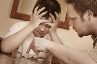 为什么孩子会越来越“笨”？专家提醒：家长要谨防“习惯性愚蠢”