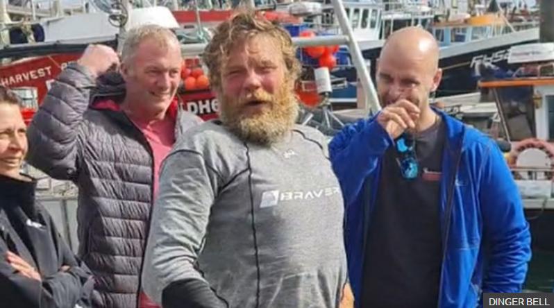 英国退役陆战队员的二次创业:独自横渡大西洋,善款捐给伤残军人