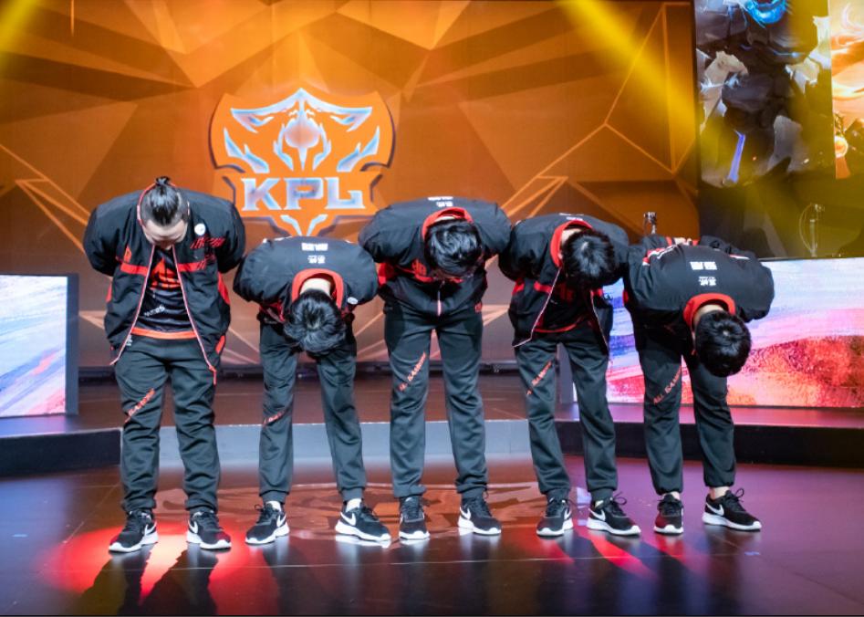 一诺和小怪兽,小怪兽主播骂一诺