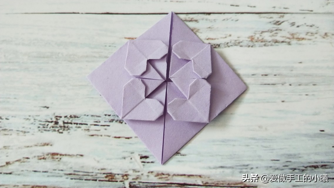 爱心折纸怎样画爱心,折纸把白色爱心变成红色爱心