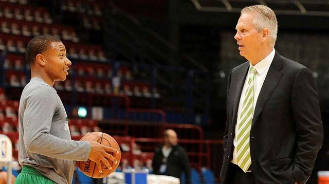 保罗哈登谁对于火箭更重要,莫雷骗子