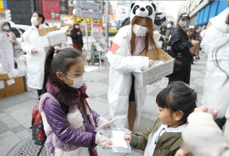 抗疫志愿者为出征勇士护小家,为抗疫志愿者点赞