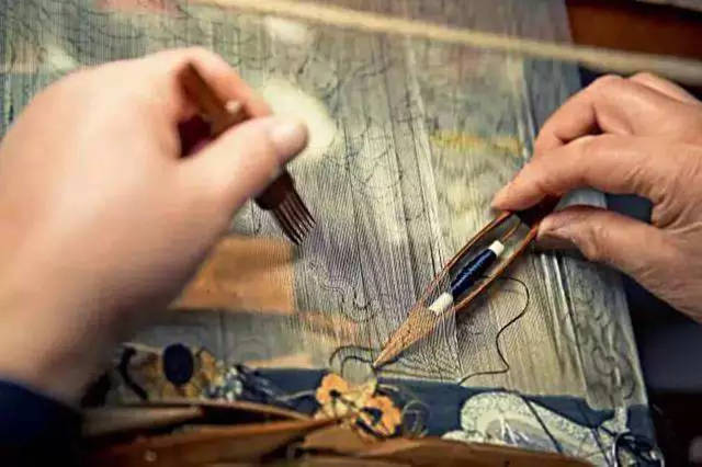 一件文物怎么确定是哪个朝代的,织绣收藏品