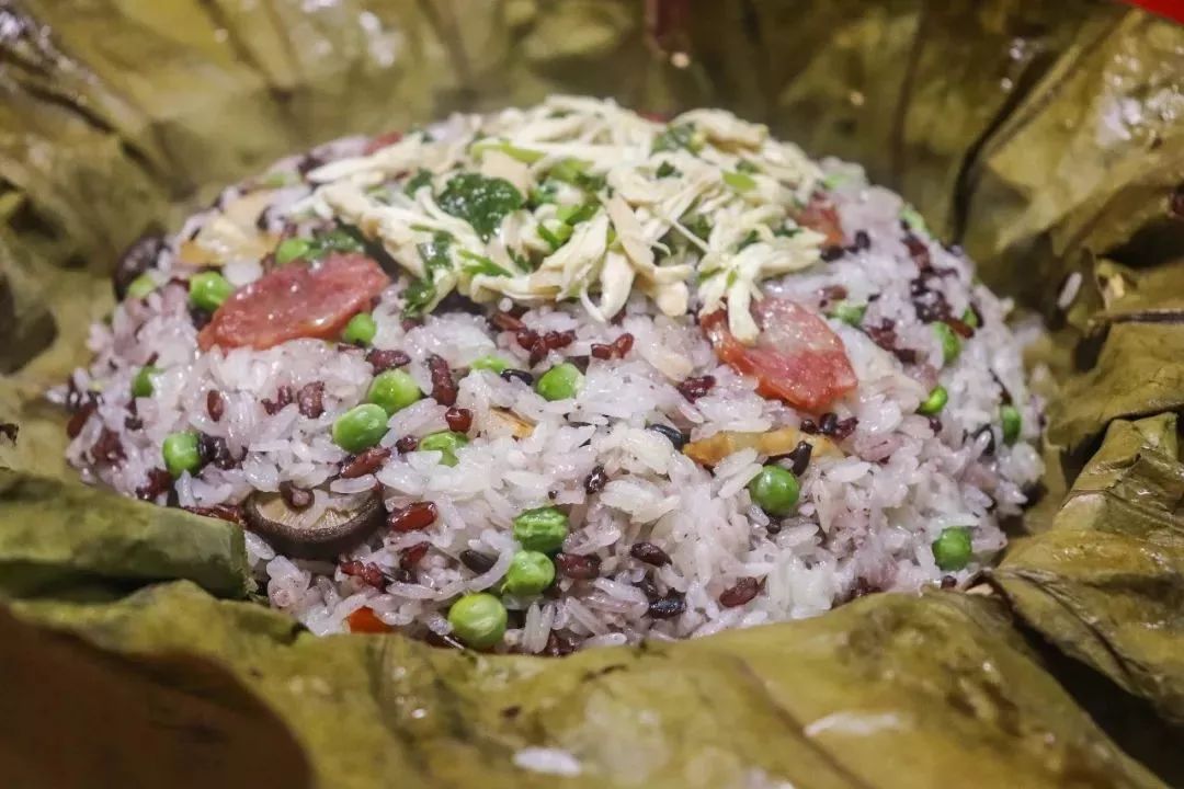 铜盘焗鸡的正宗做法,特色铜盘焗鸡