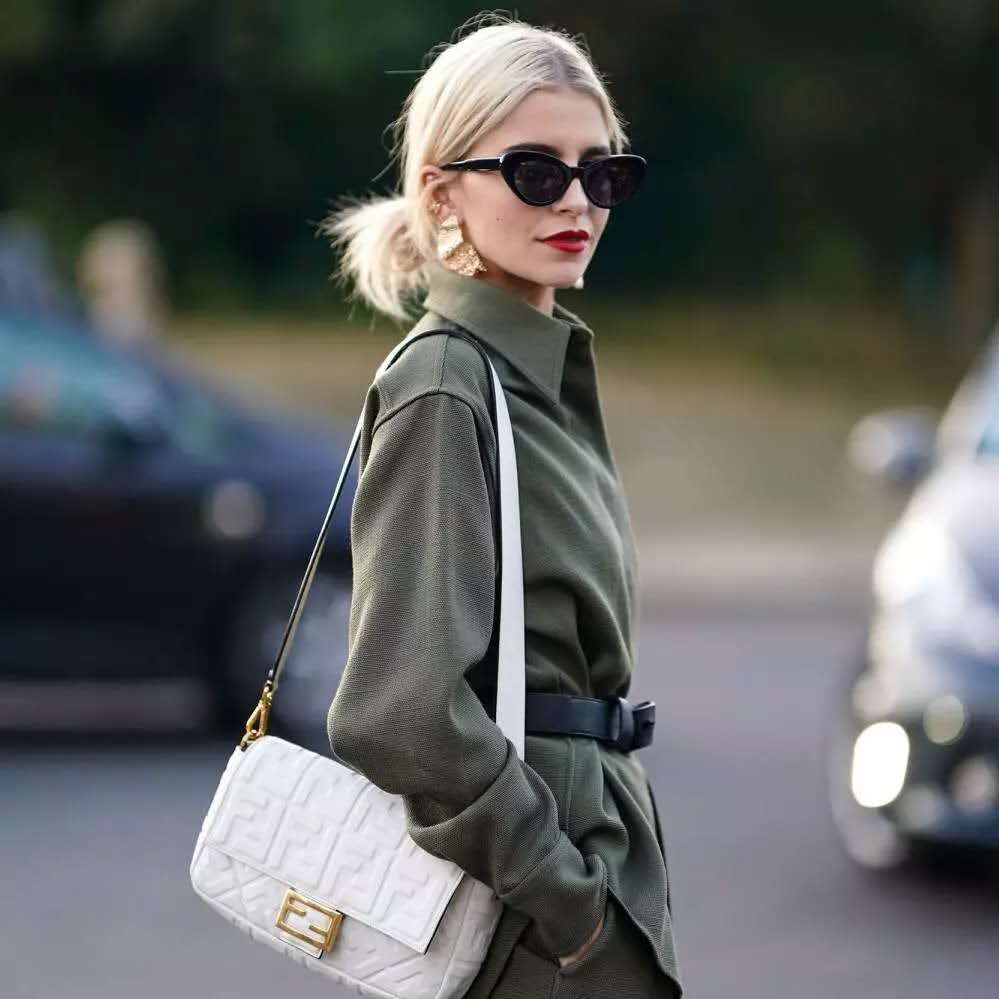 最百搭的包是什么款,时尚潮包超级百搭款