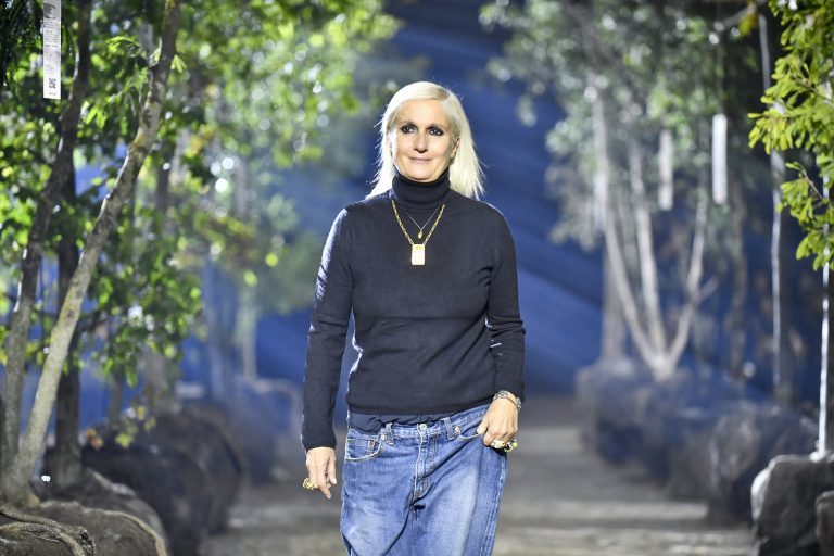 Dior创意总监谈疫情期间的居家隔离生活:在创造力中寻求庇护