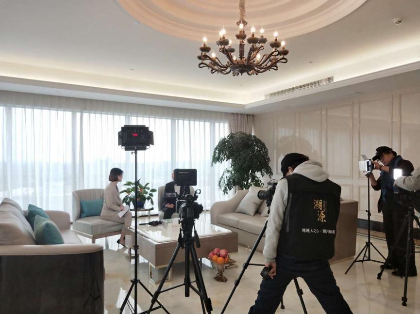 溯源栏目组图片,上海熊猫机械与熊猫智慧水务