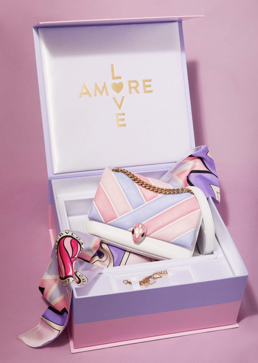 宝格丽2019七夕限定包拼色,新款宝格丽配色