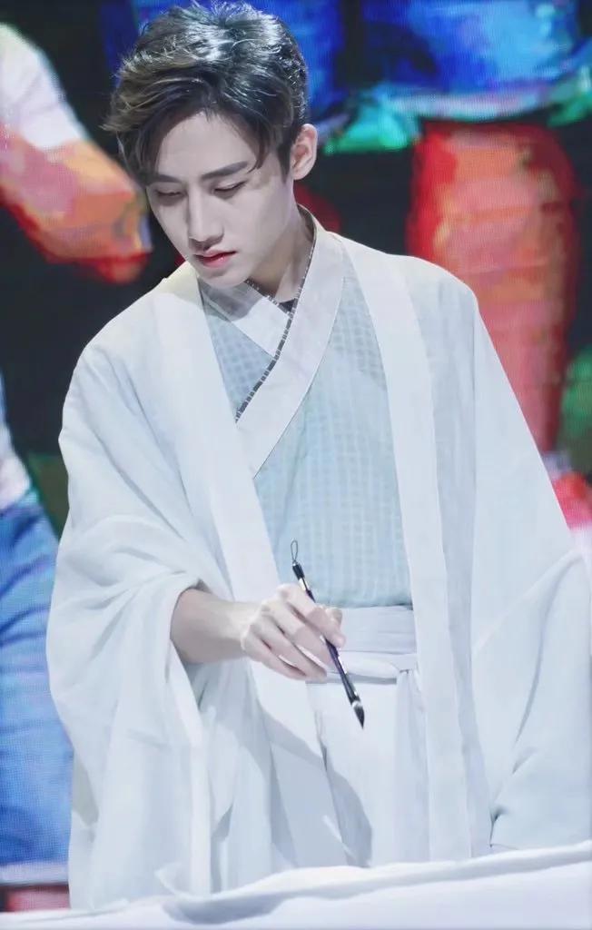 泰星陈瑞书个人资料,泰国明星评价陈瑞书