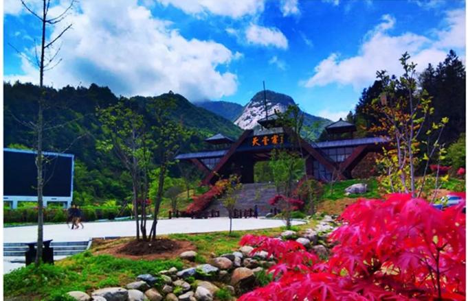 安徽省内有哪些玩的天堂寨,安徽省旅游天堂寨景点推荐