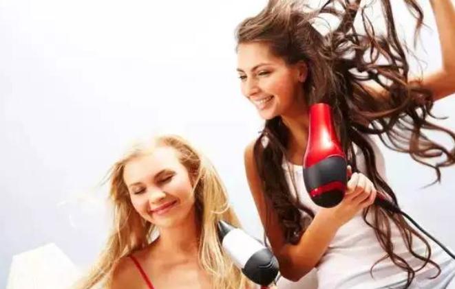 头发分叉怎么办教你修复方法,分叉的头发怎么处理