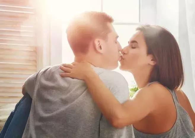 媳妇乱花钱被老公指责完整版,媳妇被婆婆指责不做家务电视剧