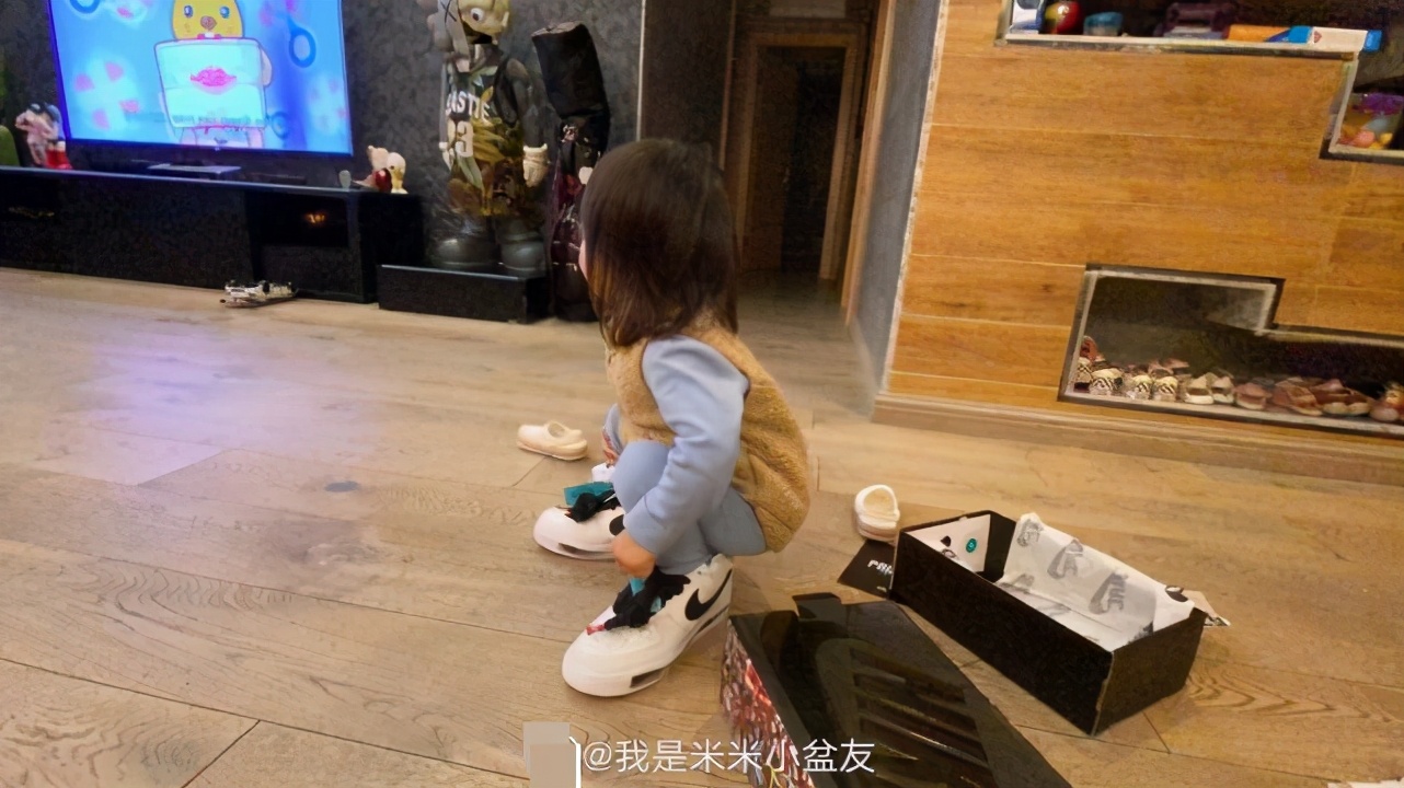 黄宗泽与内地富豪单亲妈妈相恋,与黄宗泽恋爱八年转身嫁富豪