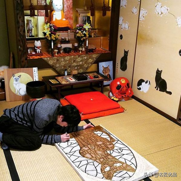 20岁少年建“猫猫寺”,和尚住持全是猫咪,网友:不敢撸不敢吸