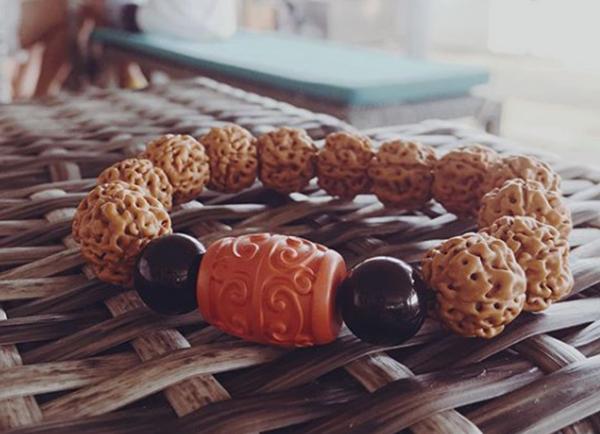 文玩108手串推荐,手串108颗代表什么含义